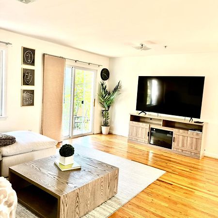 Stylish Evergreen Apartment By Newark Airport Екстериор снимка