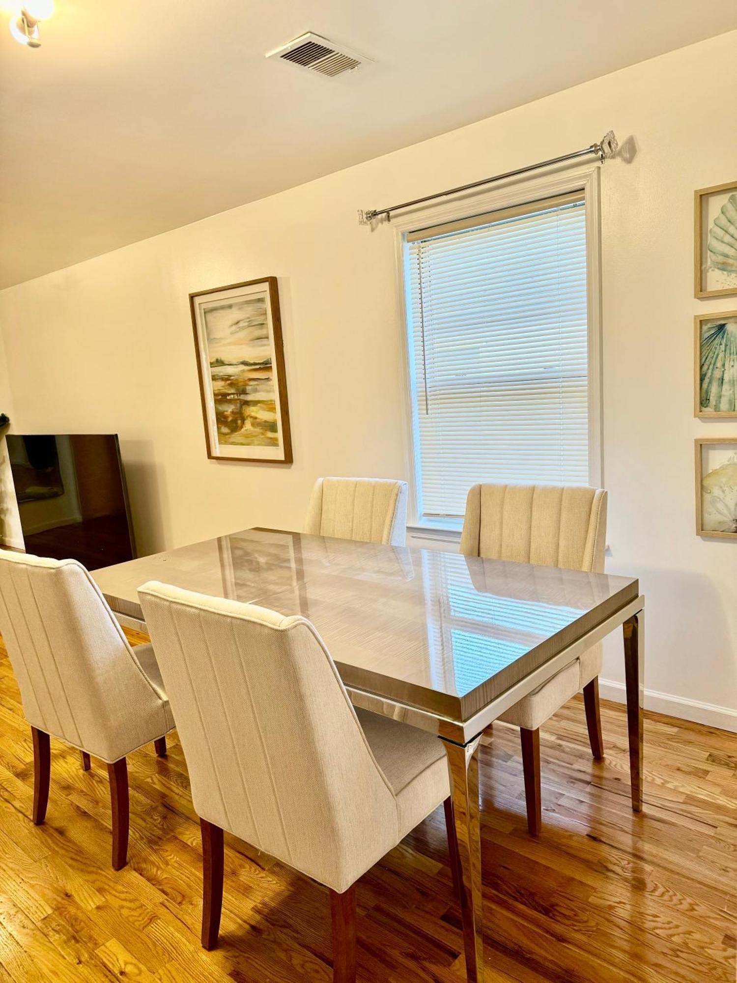 Stylish Evergreen Apartment By Newark Airport Екстериор снимка