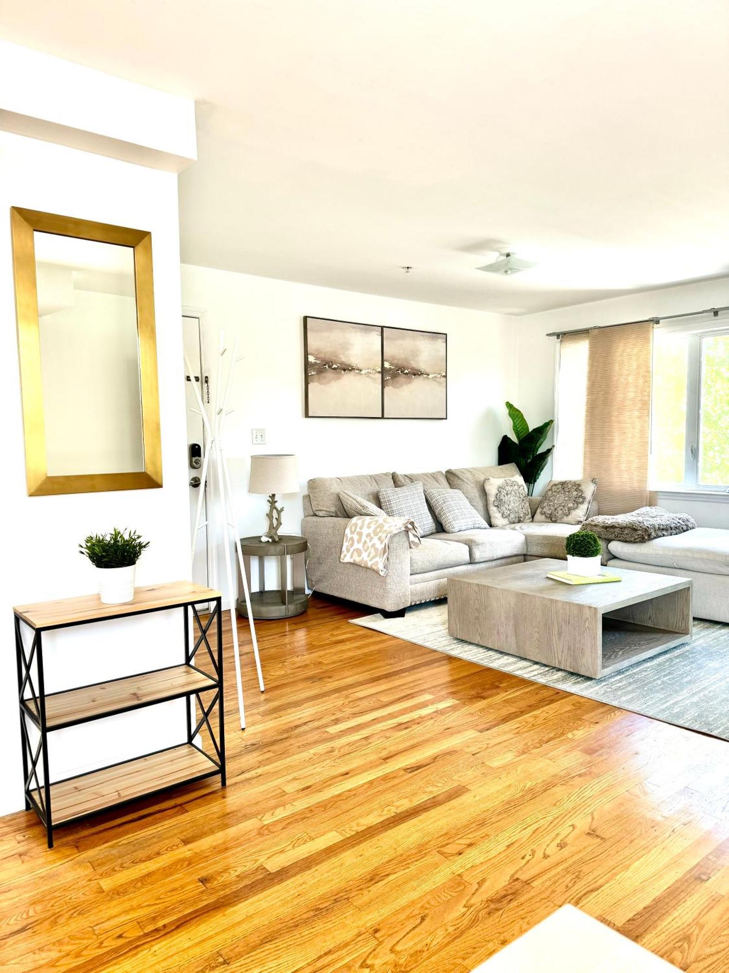 Stylish Evergreen Apartment By Newark Airport Екстериор снимка